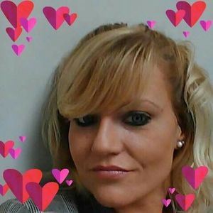 Meet your Posher, Edye